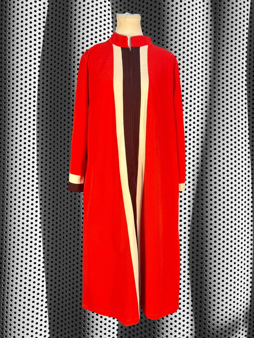 Vintage 70s Vanity Fair Fleece Front Zip Red White Black Color Block Robe 16